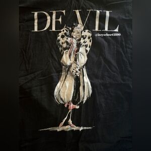 Torrid Disney Villains Cruella De Vil Graphic T-shirt